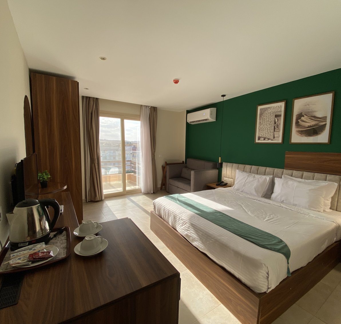 Luma Pyramids King Room with Private Balcony