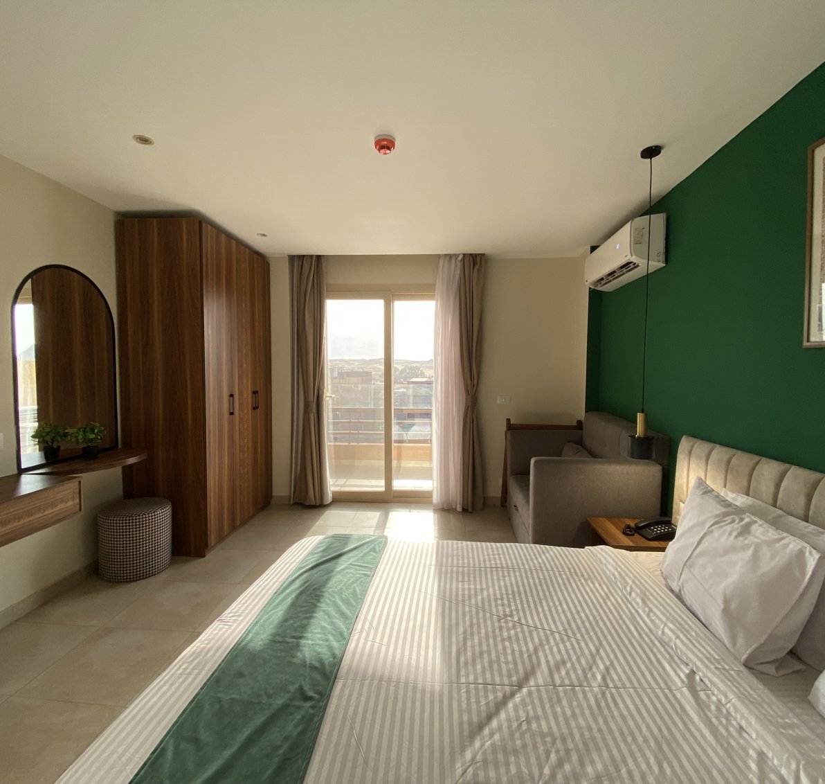 Luma Hotel Pyramid Panorama King with Balcony