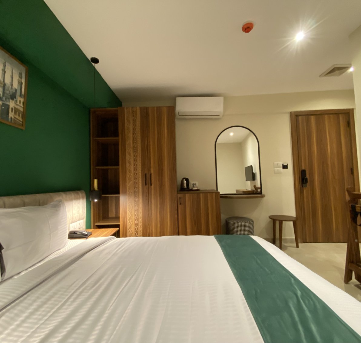 Luma Hotel – Comfortable Standard Twin Room
