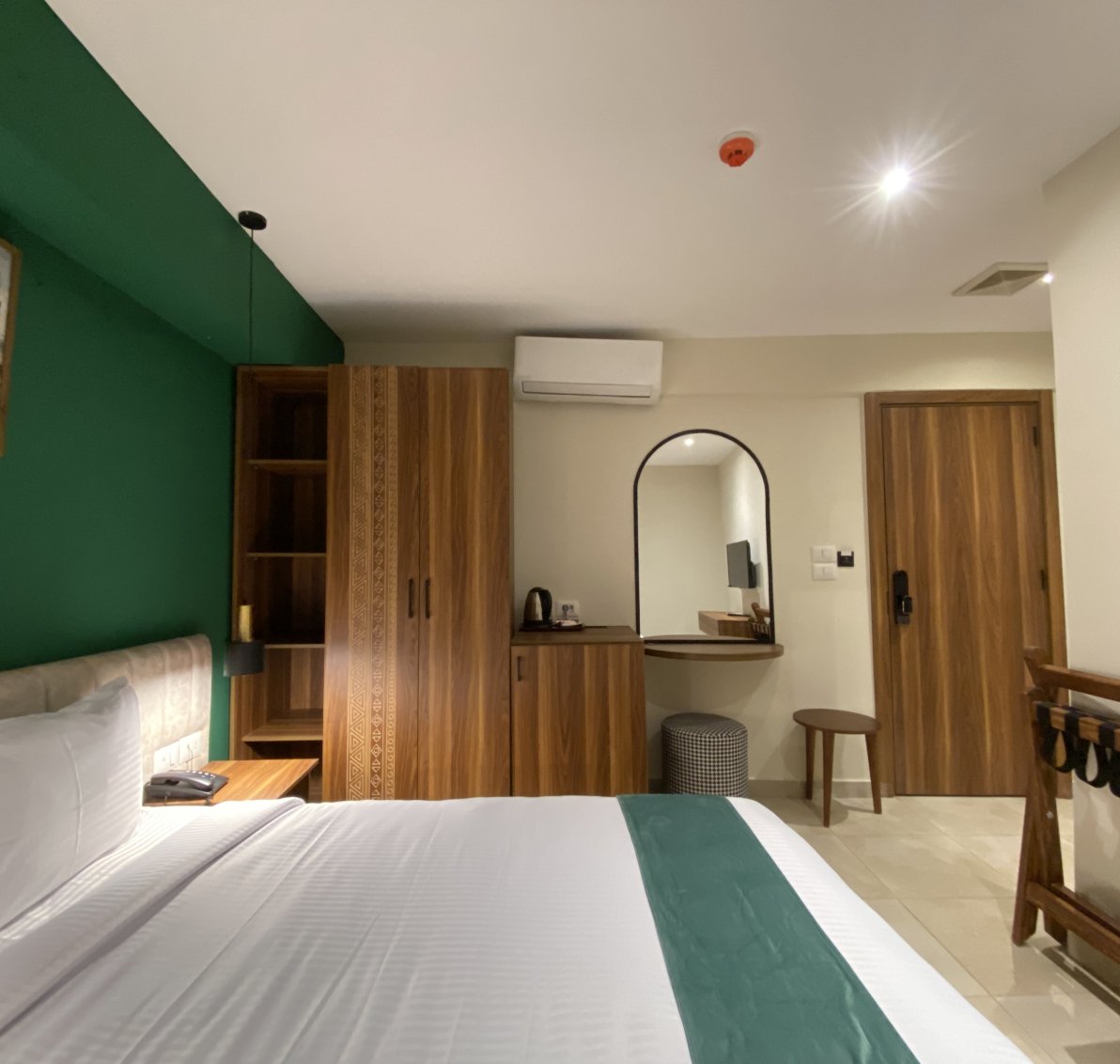 Luma Hotel – Comfortable Standard Twin Room