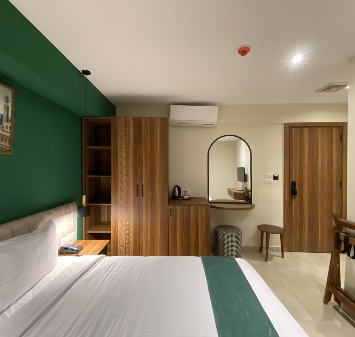 Luma Hotel – Comfortable Standard Twin Room