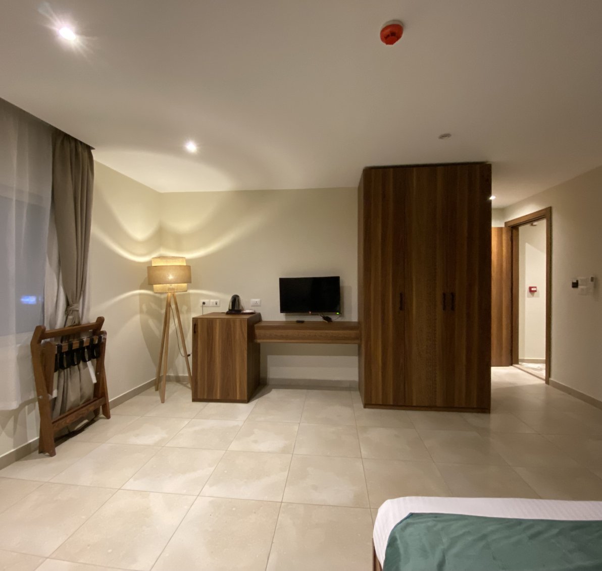 Luma Hotel – Comfortable Standard Twin Room