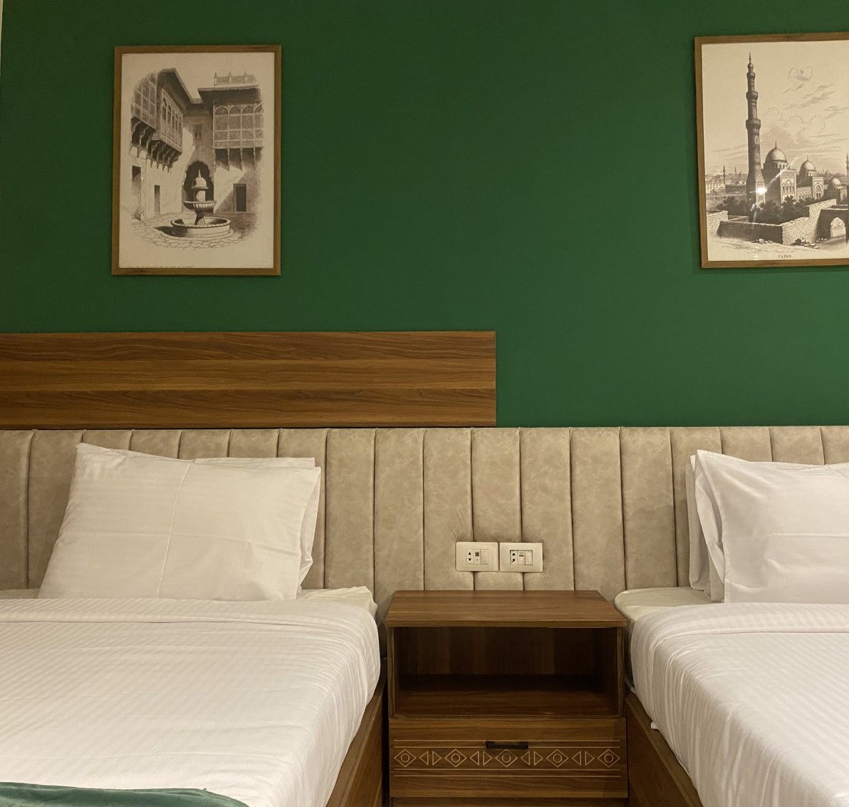 Luma Hotel – Cozy Twin Room with 2 Single Beds