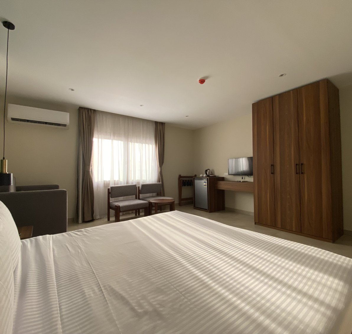 Luma Hotel – Twin Room with Pyramid View
