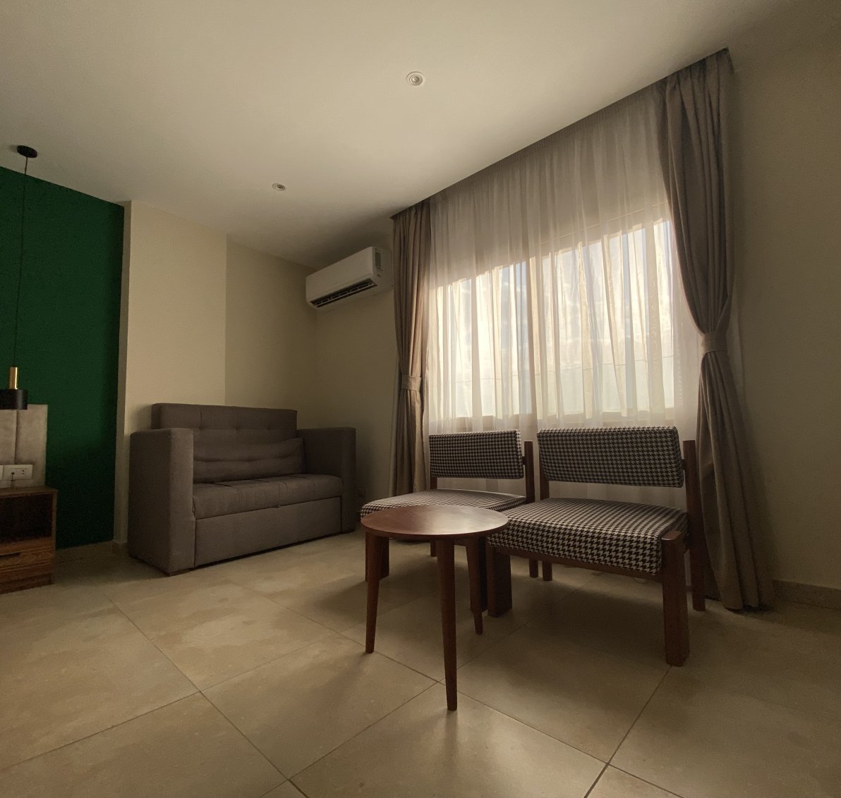 Luma Hotel – Twin Room with Pyramid View